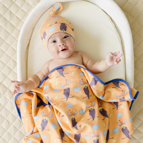 Snuggliest, cuddliest and softest blanket you’ve ever ever touched! Pinkie swear